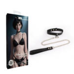 Noir Rion Follow the Leash với vòng cổ